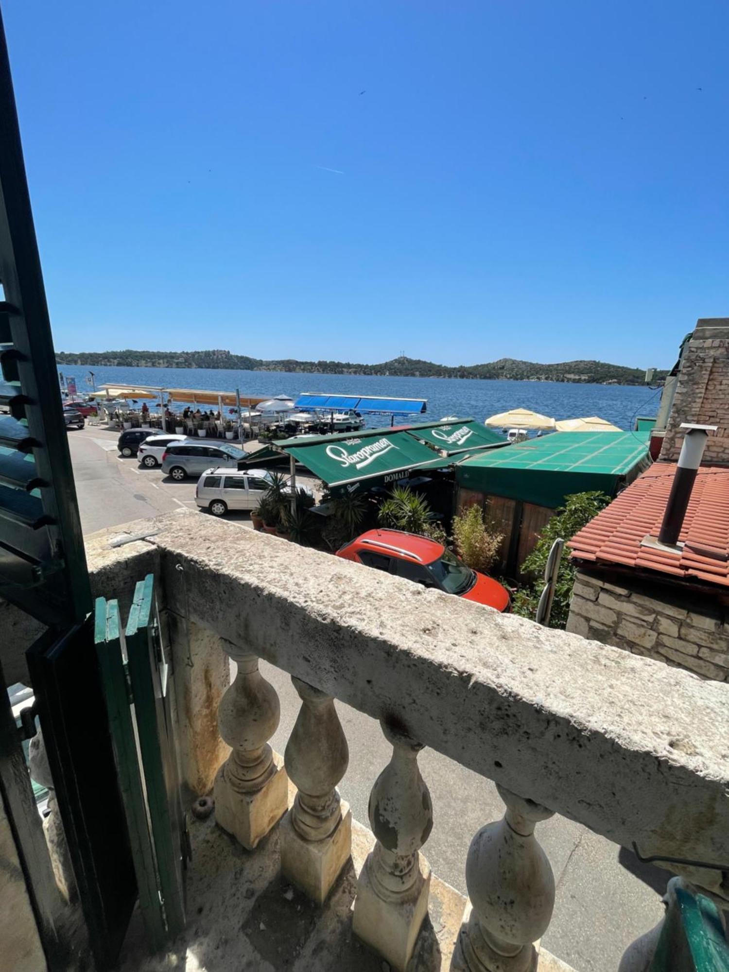Apartments And Rooms Ille Šibenik Kültér fotó